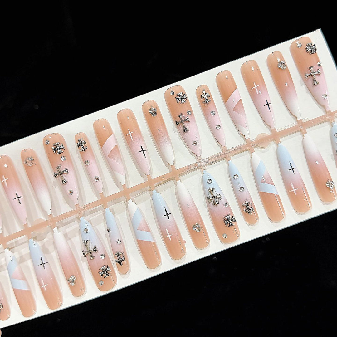 Dekoratives Press-On Nageldesign Set Karnz