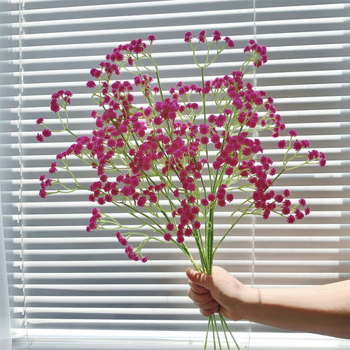 Dekorative Seidenblumenarrangement