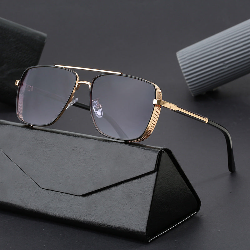 Damen modische quadratische Sonnenbrille mit luxuriösen Metallakzenten Karnz