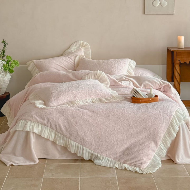 Bettwäsche-Set mit gesteppter Jacquard-Struktur und Plissee-Rüsche