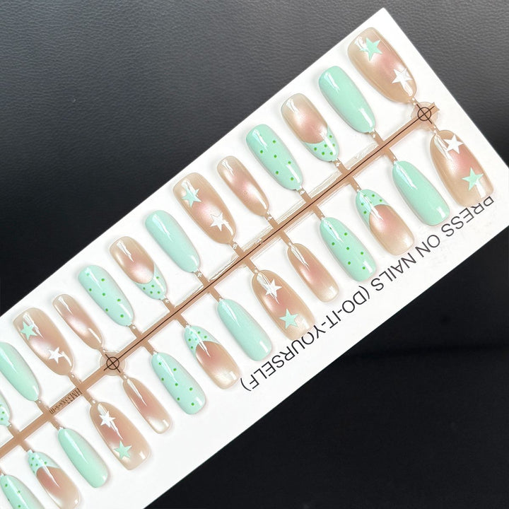 Press-On Nagelkunst Karnz