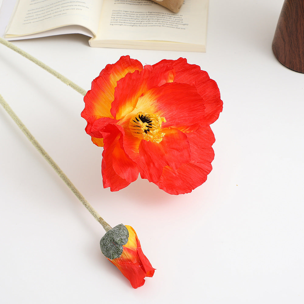 Realistische kunstvolle Mohnblume Karnz