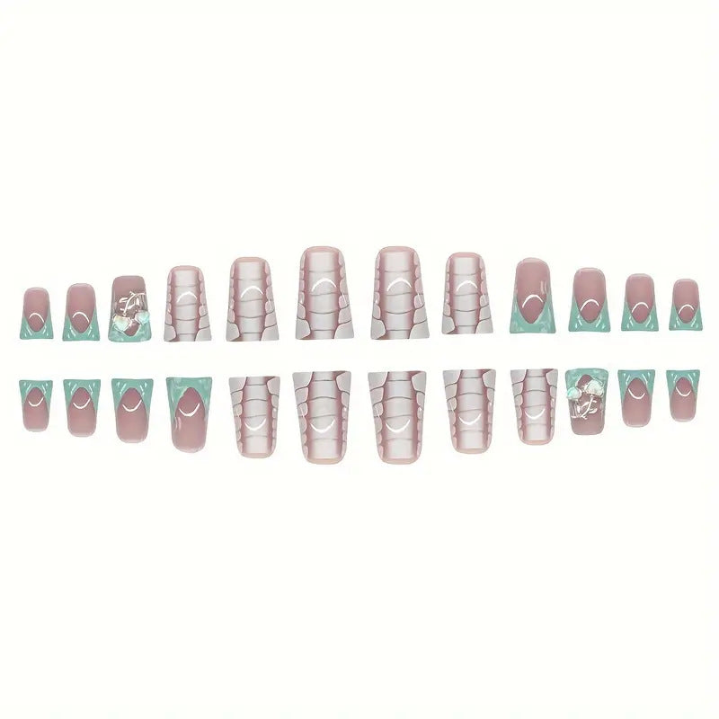 Künstlerische 3D-Nagelkunstverlängerungen Karnz