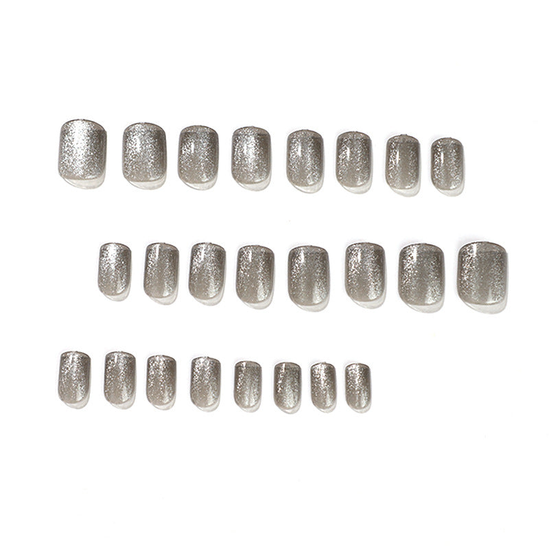 Glitzernde Nagelverlängerungen Karnz