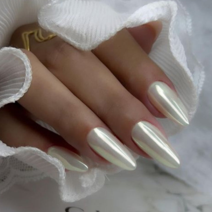Premium Glänzende Stiletto Press-On Nägel Karnz