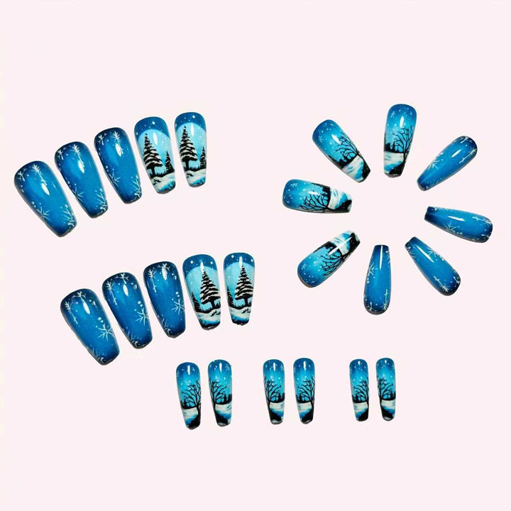 Künstlerische Winterlandschaft Nail Art