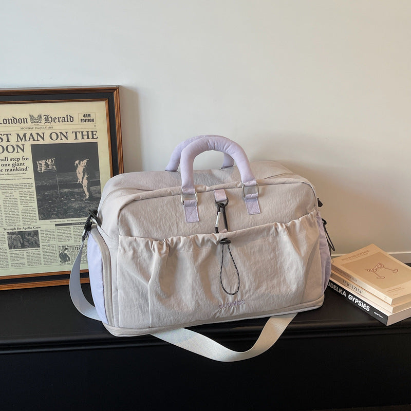 Vielseitige Mehrzweck-Reisetasche mit mehreren Fächern