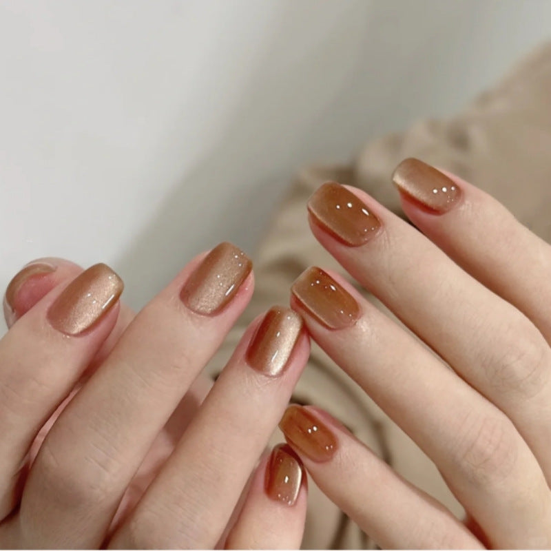 Premium Glänzende Nagelspitzen Karnz