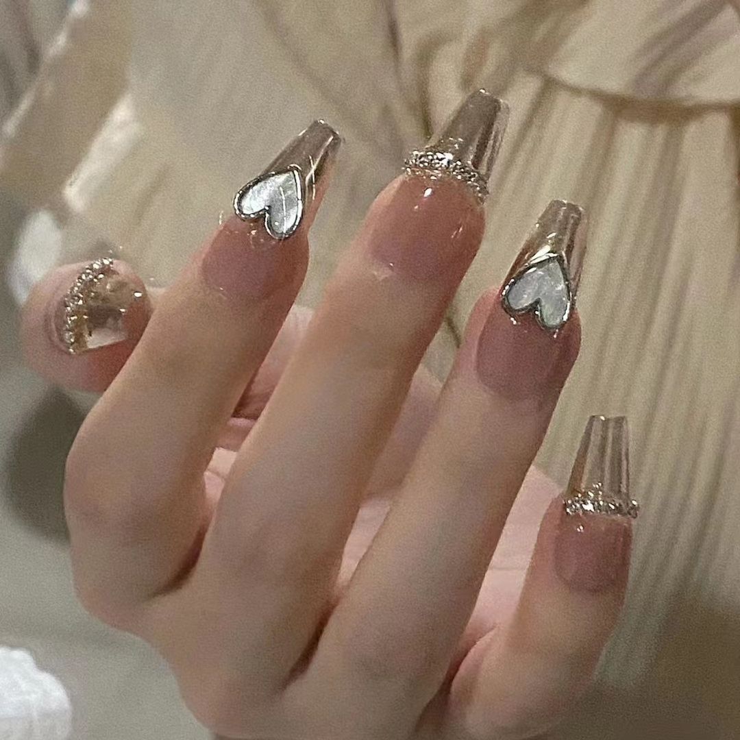 Dekorative Press-On Nagelspitzen Karnz