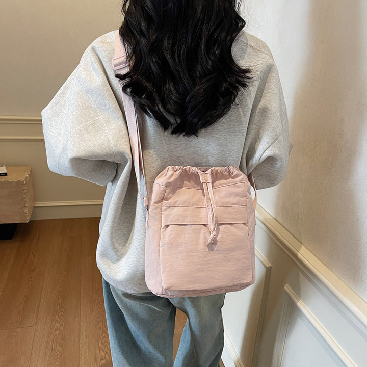 Lässige Kordelzug-Eimer-Tasche Karnz