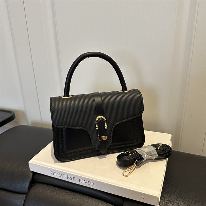 Strukturierte Handtasche
