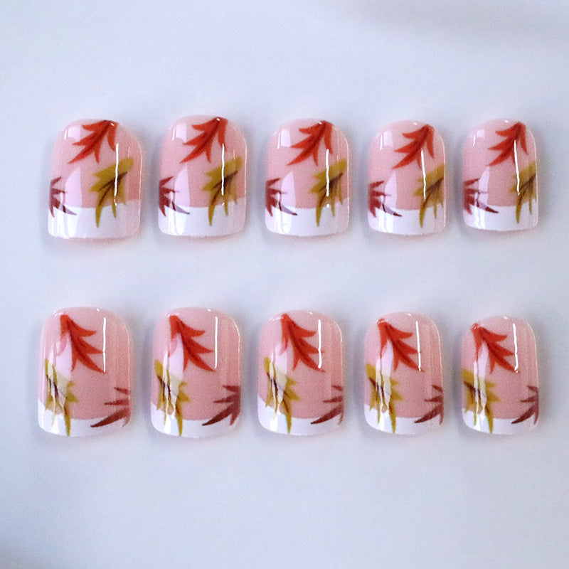 Künstlerische florale Nagelkunst Designs Karnz