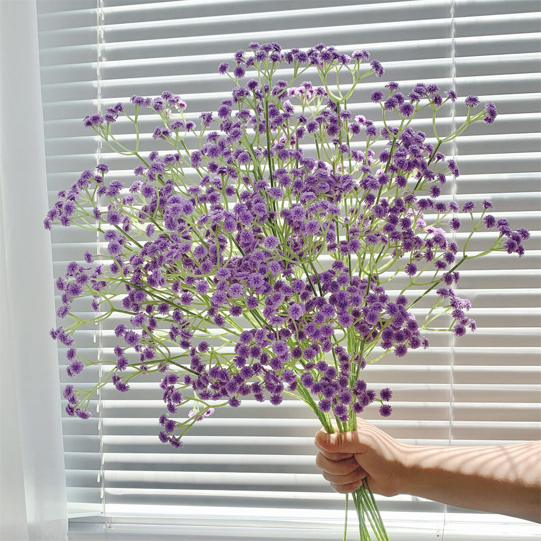 Dekorative Seidenblumenarrangement
