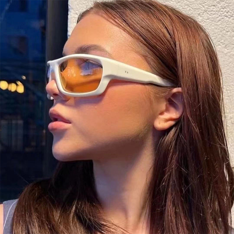 Damen Sportliche Sonnenbrille mit robustem Rahmen und polarisierten Gläsern Karnz