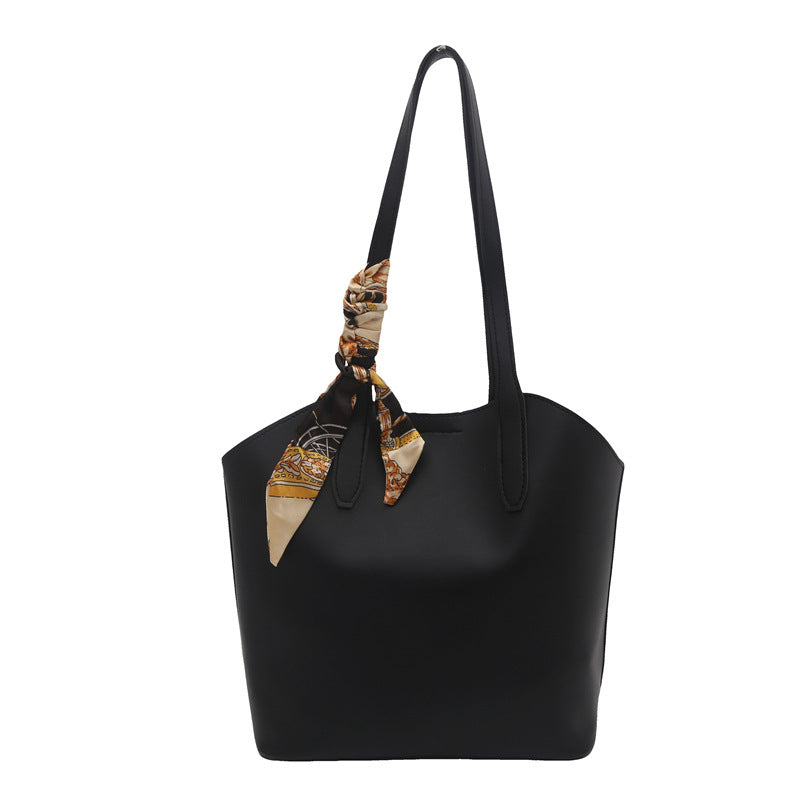 WoChic Designer Tote Bag mit stilvollem Schal Karnz