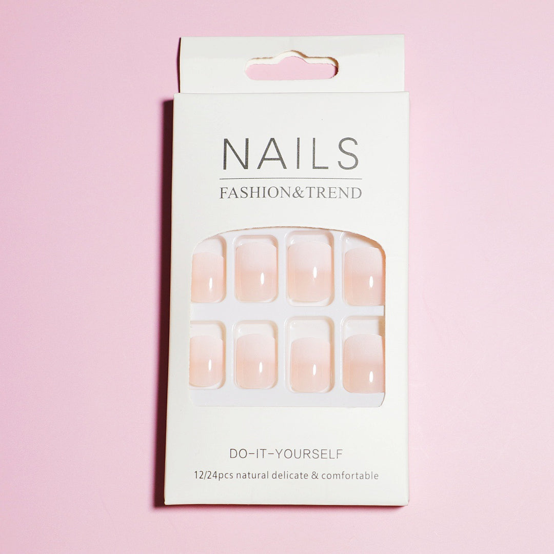 Glänzendes Press-On Nagelset Karnz
