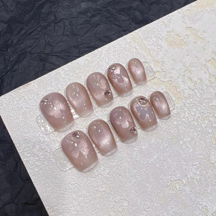 Elegantes Druck-Nagel-Set mit Strass-Details Karnz