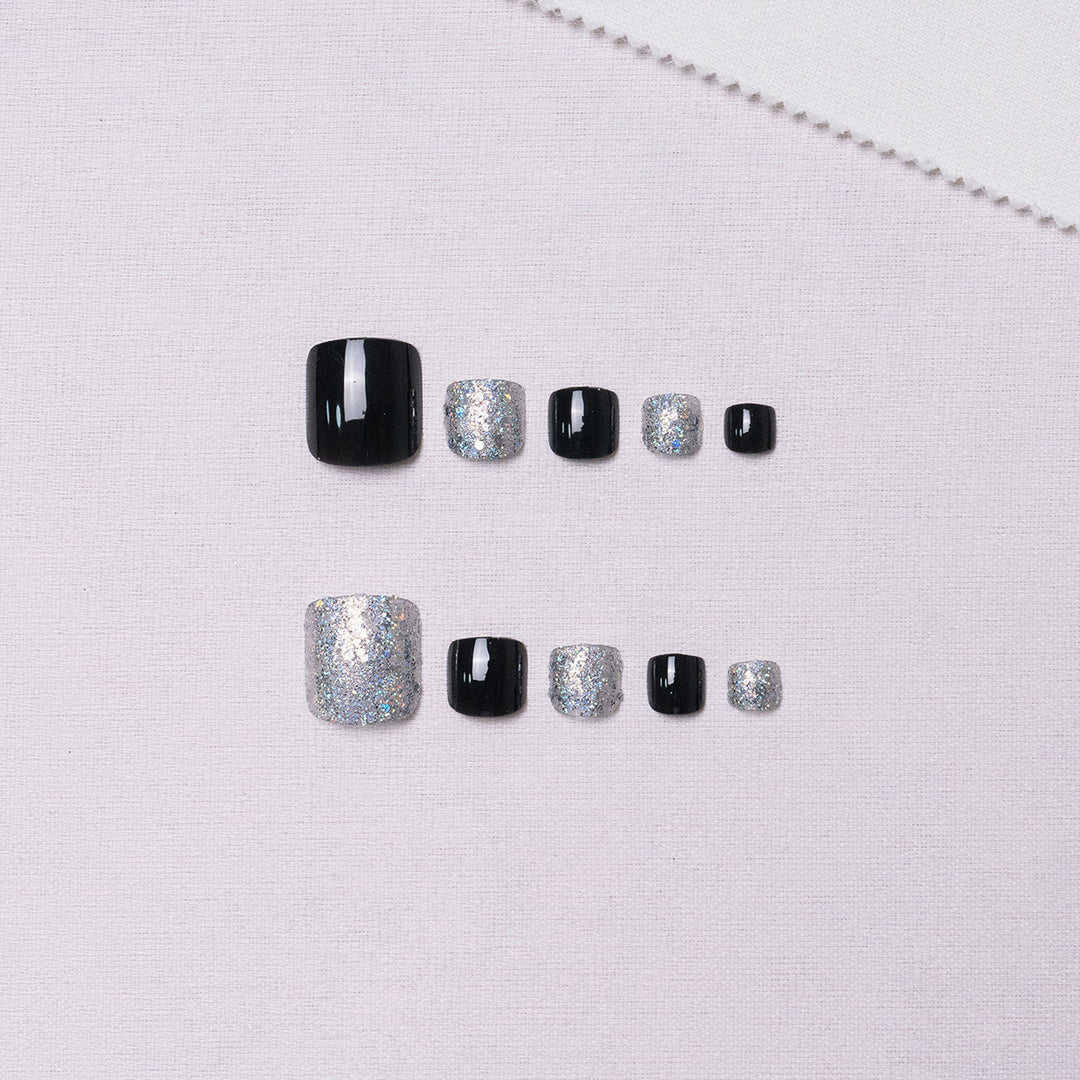 Glitzernde Pediküre Nagelkunst