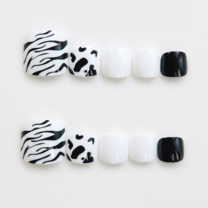 Zebra-Print dekorative Druck-auf Fußnägel Karnz