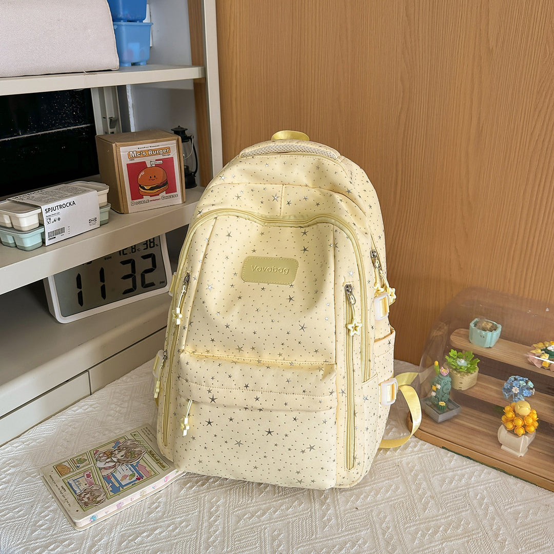 Stylischer Mehrzweck-Rucksack mit dekorativen Akzenten Karnz