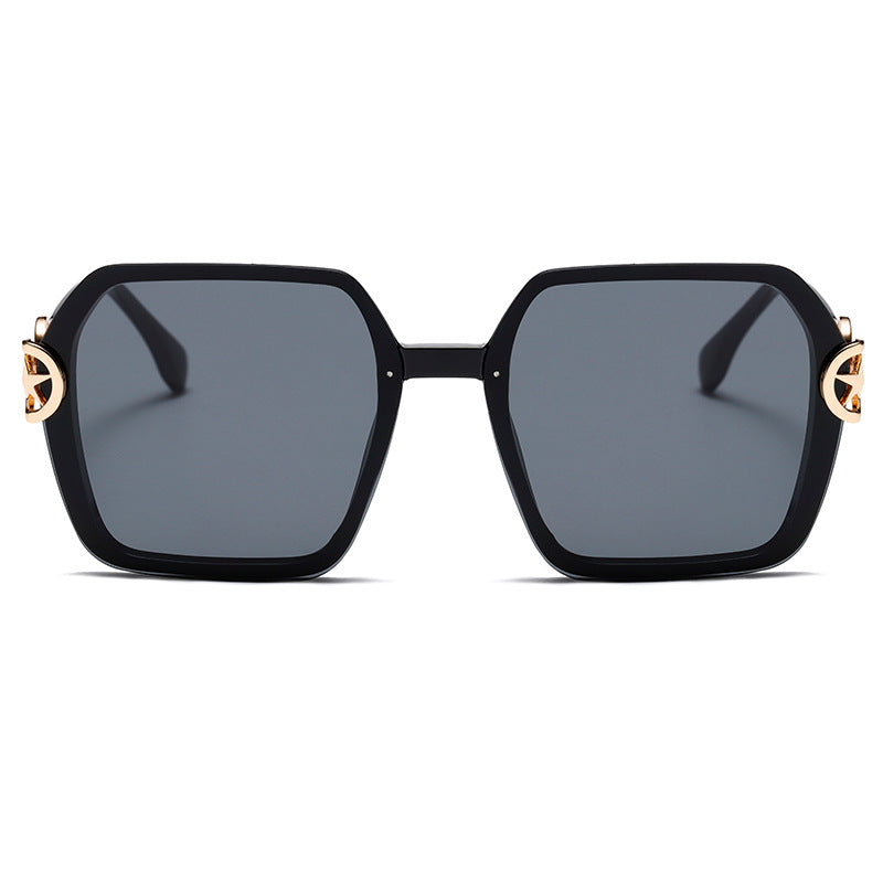 Damen Modische Sonnenbrille mit luxuriösen Verzierungen Karnz