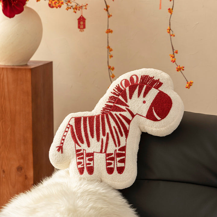 Kuschelkissen in Zebraform mit extraweichem Plüschbezug Karnz