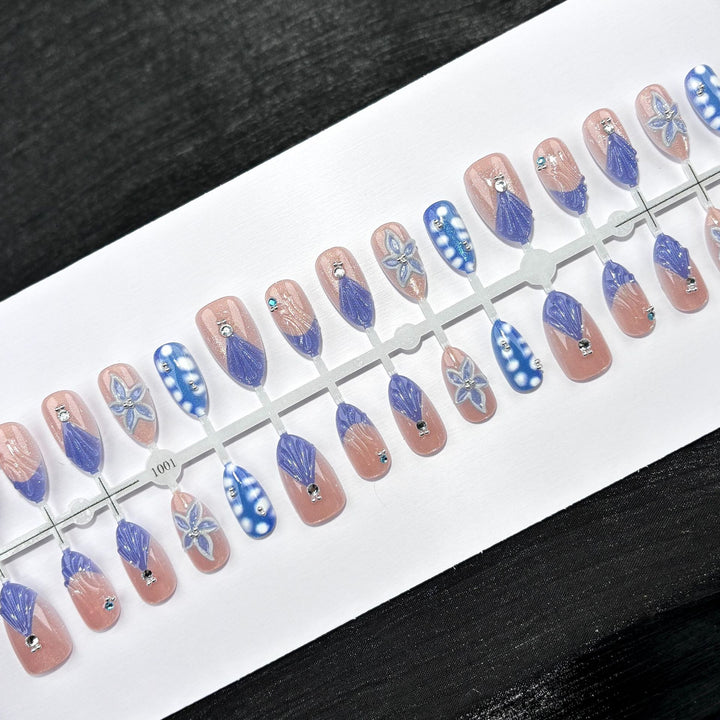 Floral Gem-Besetztes Nagelkunst Set