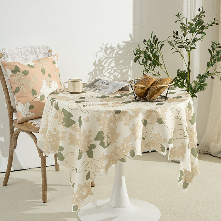 Runde abwischbare Tischdecke mit floralem Ausschnittsaum Karnz