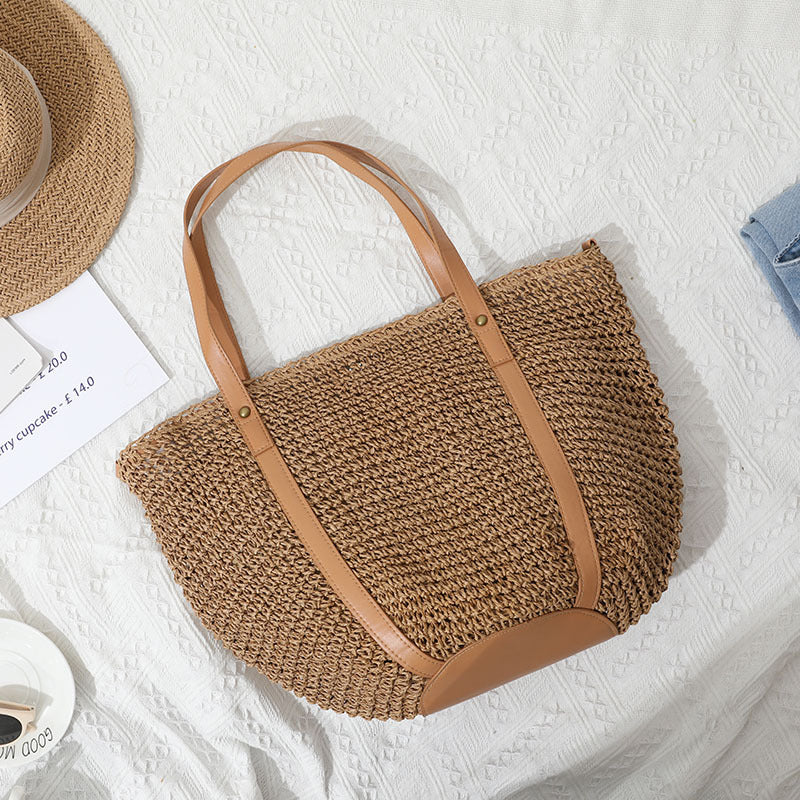 Damen Handtasche aus handgefertigtem Naturmaterial mit eleganten Lederakzenten Karnz