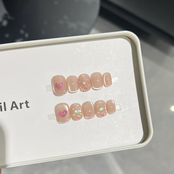 Heart-Accent Press-On Nail Set Karnz