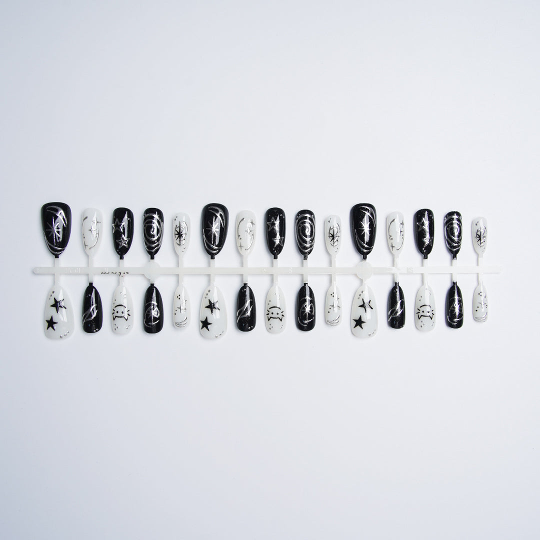 Exklusives Nageldesign-Set mit kunstvollen Motiven Karnz