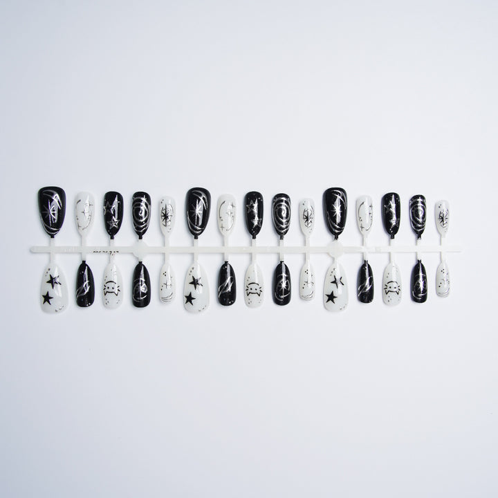 Exklusives Nageldesign-Set mit kunstvollen Motiven Karnz