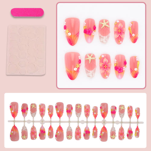Kunstnagelset mit verspieltem maritimem Design Karnz