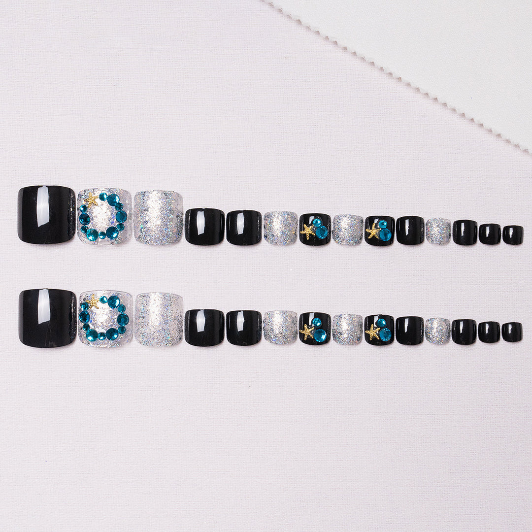 Elegante dekorative Pediküre Nagelkunst