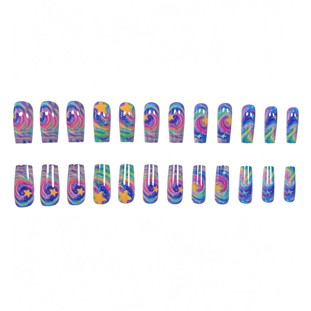 Künstlerische Glitzer-Nagelkunst-Erweiterungen Karnz