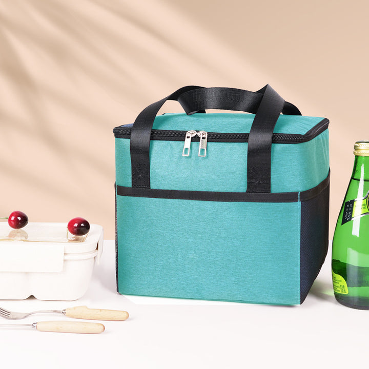 Isolierte Lunchbox Karnz