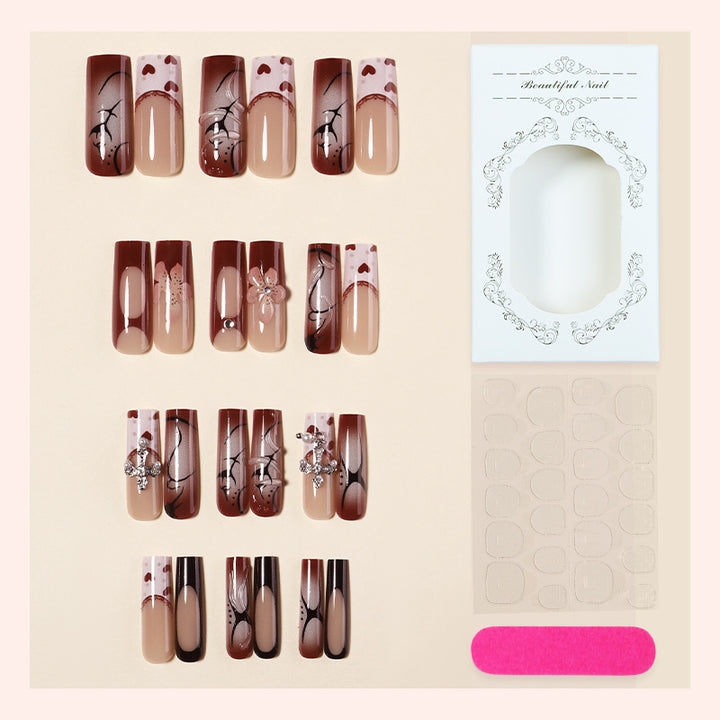 Dekorative Press-On Nail Art Set mit floralen und künstlerischen Designs Karnz