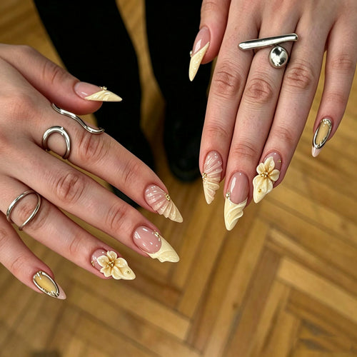 Künstlerische 3D Blumen Press-On Nagelverlängerungen Karnz