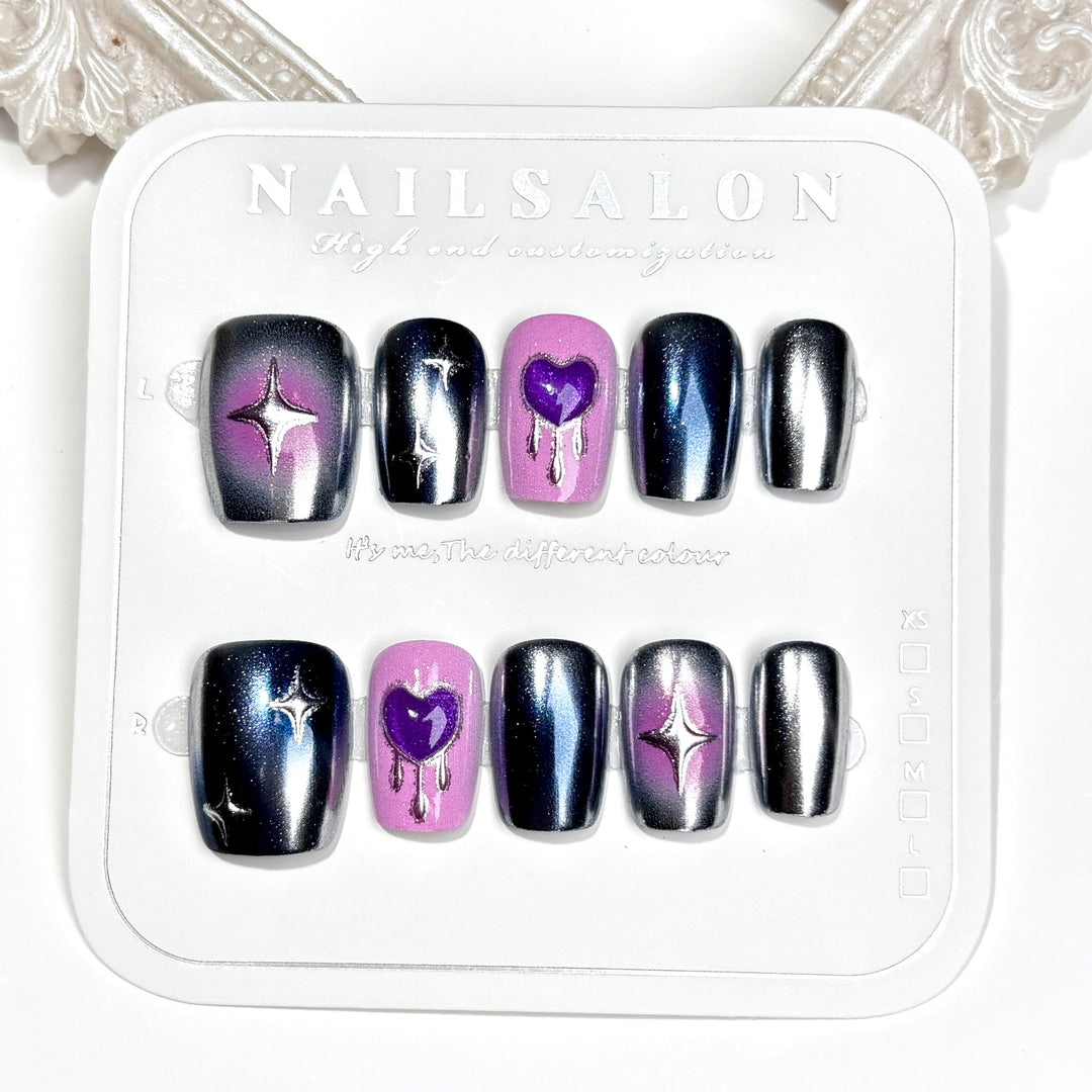 Dekoratives Press-On Nagelkunst Set mit Herz- und Stern-Designs