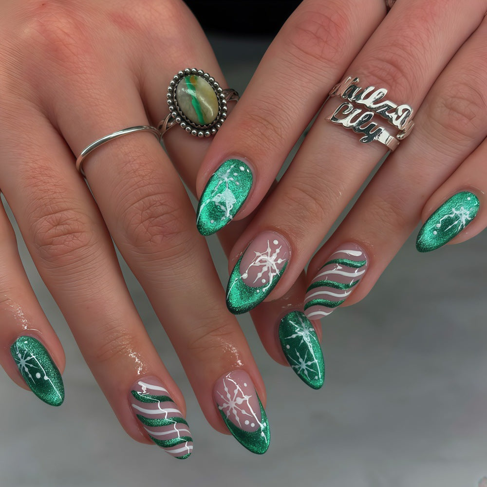 Kunstnagel-Set mit Elegantem Weihnachtsdesign Karnz