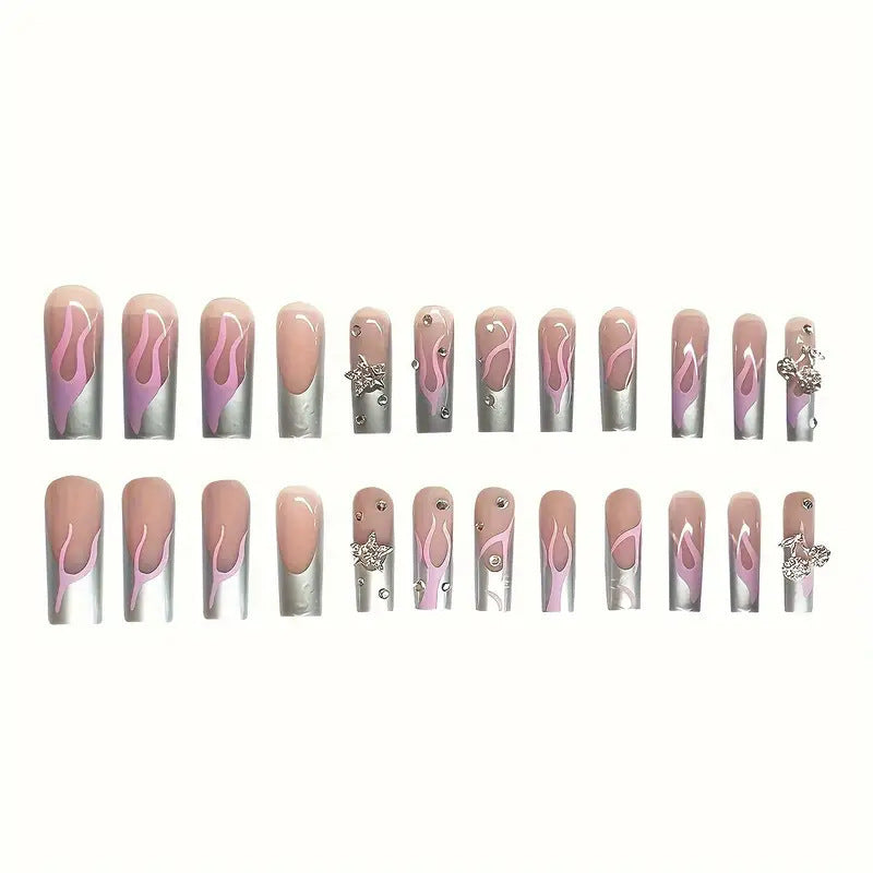 Künstlerisches Acryl-Nageldesign Karnz