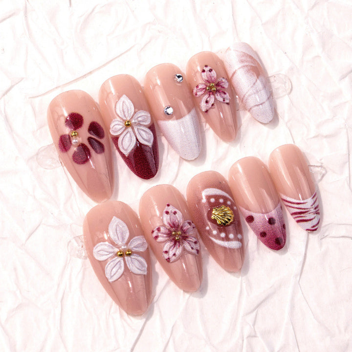 Floral Künstlerischer Press-On Nägel Set
