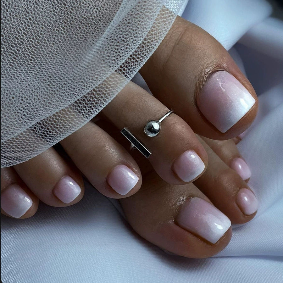 Kunstnagelset mit schimmerndem holographischen Design Karnz