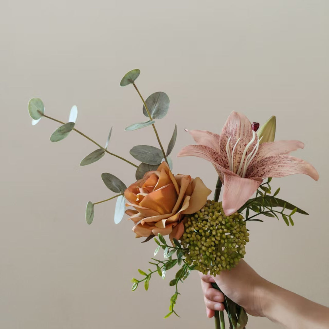 Realistischer Blumenstrauß