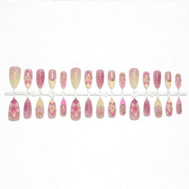 Kunstnagelset mit floralen 3D-Verzierungen Karnz