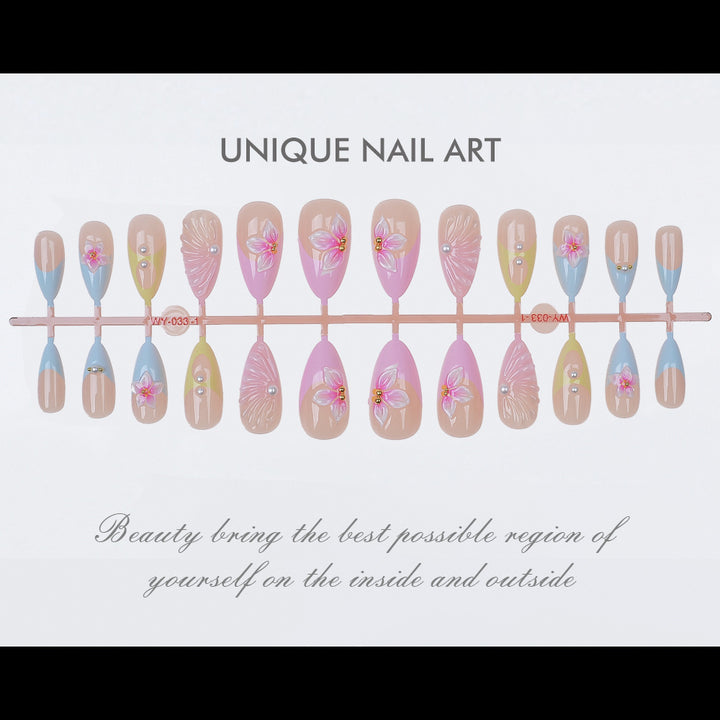 Elegantes floral inspiriertes Press-On-Nagelset Karnz