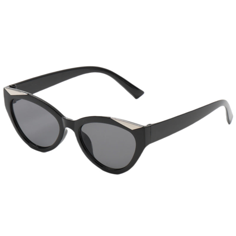 Damen elegante Cat-Eye Sonnenbrille mit luxuriösem Details Karnz