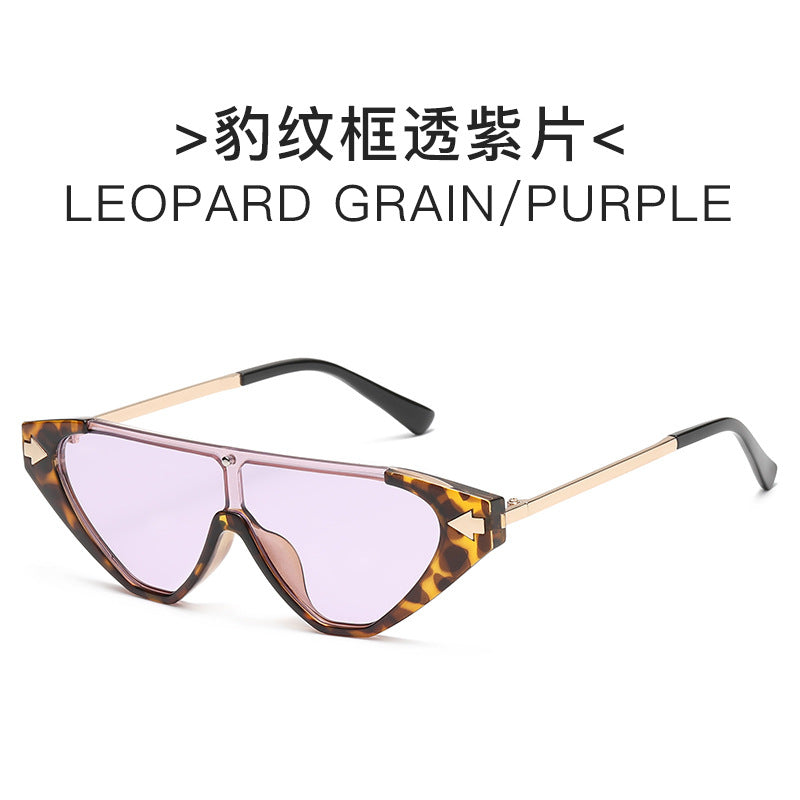 Damen futuristische Sonnenbrille mit markantem Design Karnz