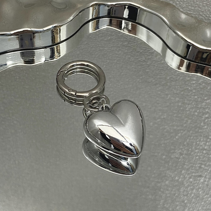 Herzförmiger Charm Schlüsselanhänger Karnz