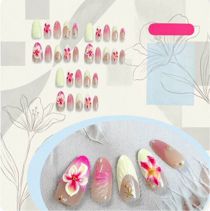 Kunstnägel mit Floralen 3D-Motiven Karnz